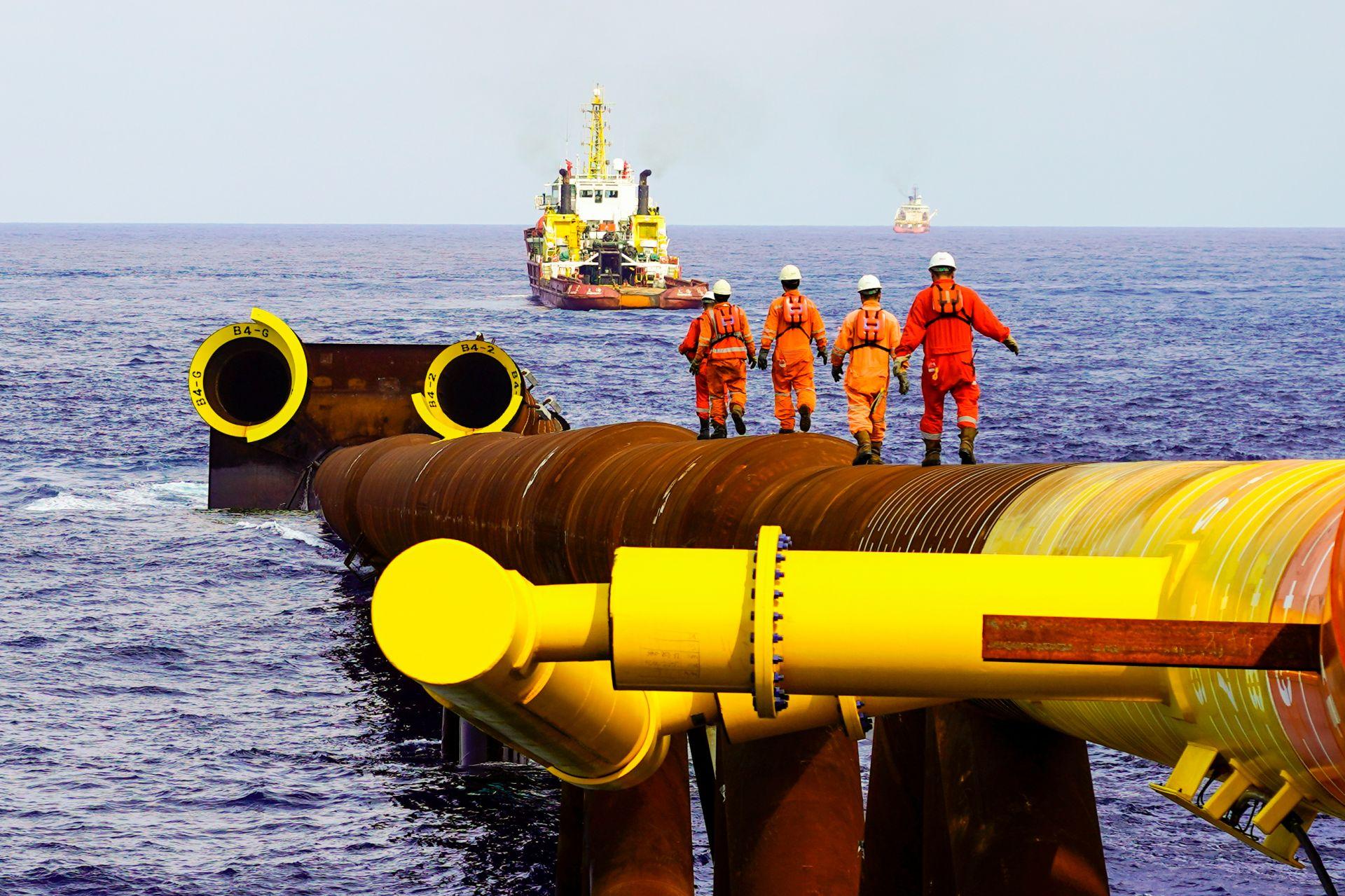 Offshore Underwater Pipeline Banner